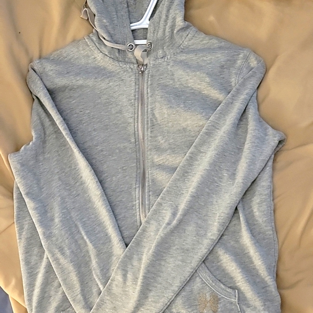 VS Sweater